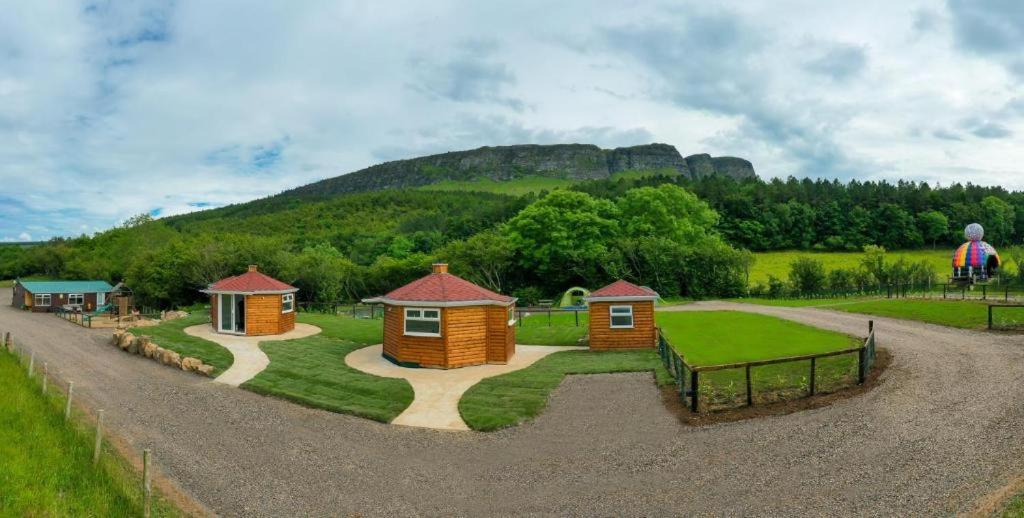 Waterfall Caves Limavady Exterior foto